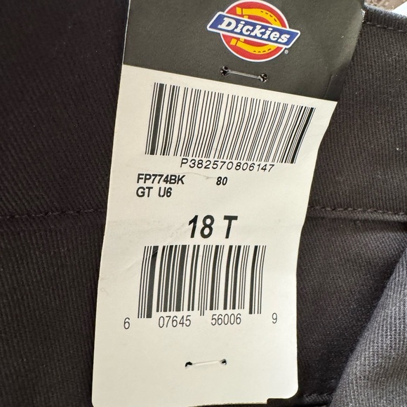 NWT DICKIES WOMENS 774 WORK PANTS. LOW RISE
STRAIGHT LEG STAIN RELEASE SIZE 18T - Picture 10 of 10